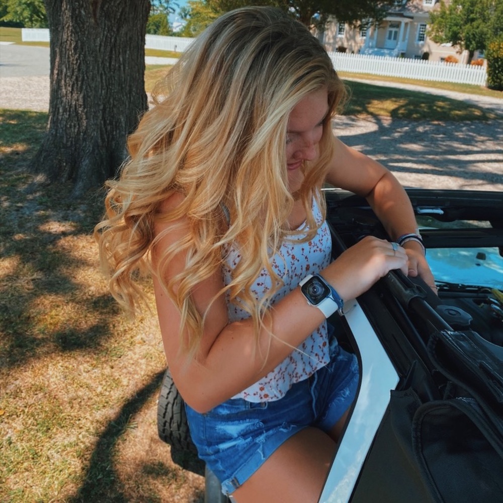 Meet your Posher, Kaitlyn